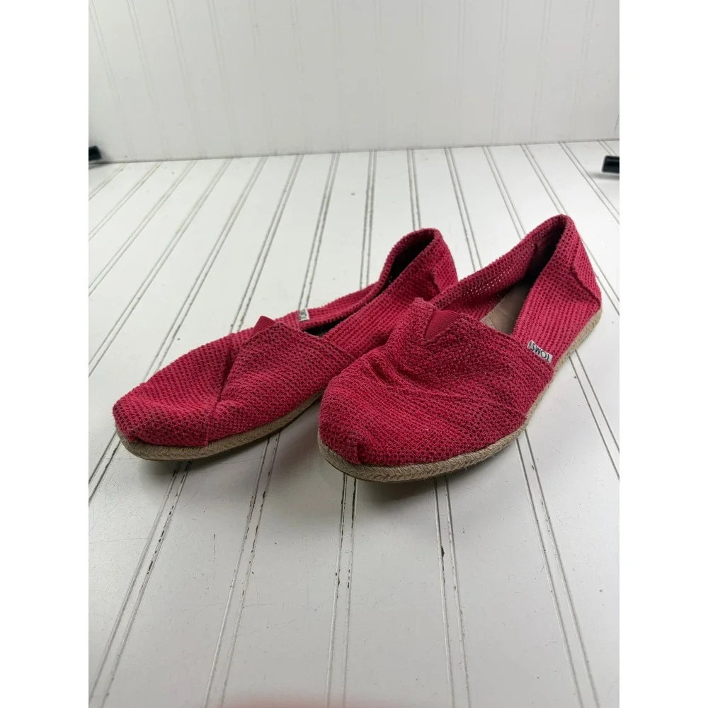 TOMS Fuschia Perforated Crochet Espadrille Slip On Flats Women's Size 8.5